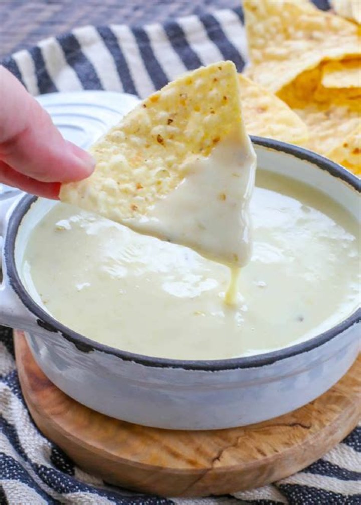 How long is homemade queso good for?