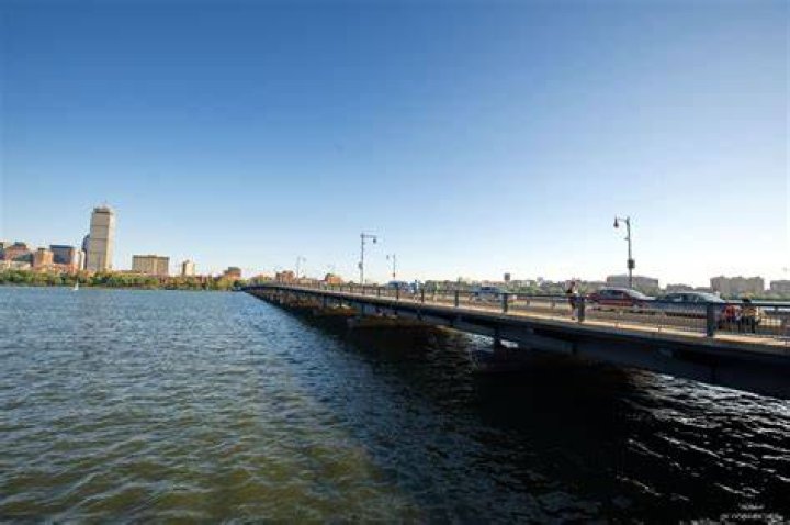 How long is the Harvard Bridge?
