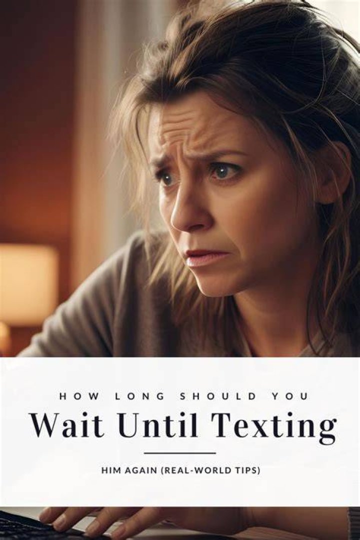 How long should you wait to text a guy back after a date?