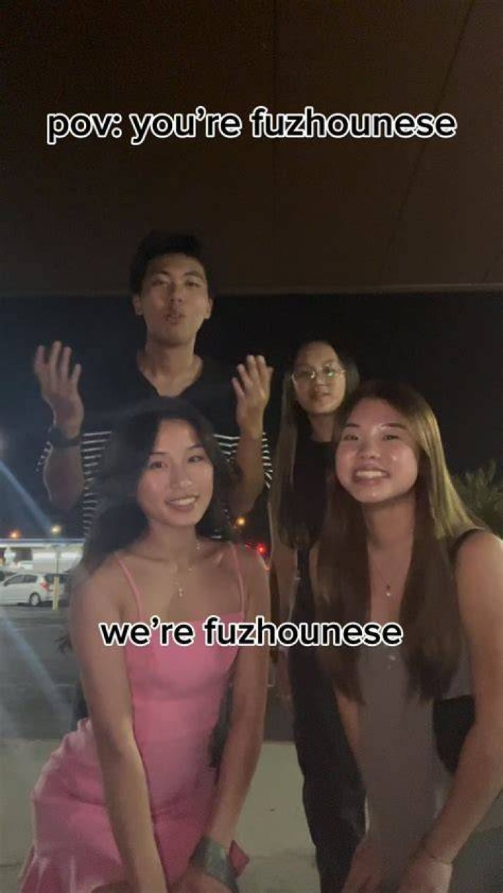 How many people speak Fuzhounese?