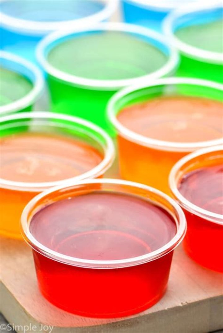 How much alcohol can you add to Jello shots?