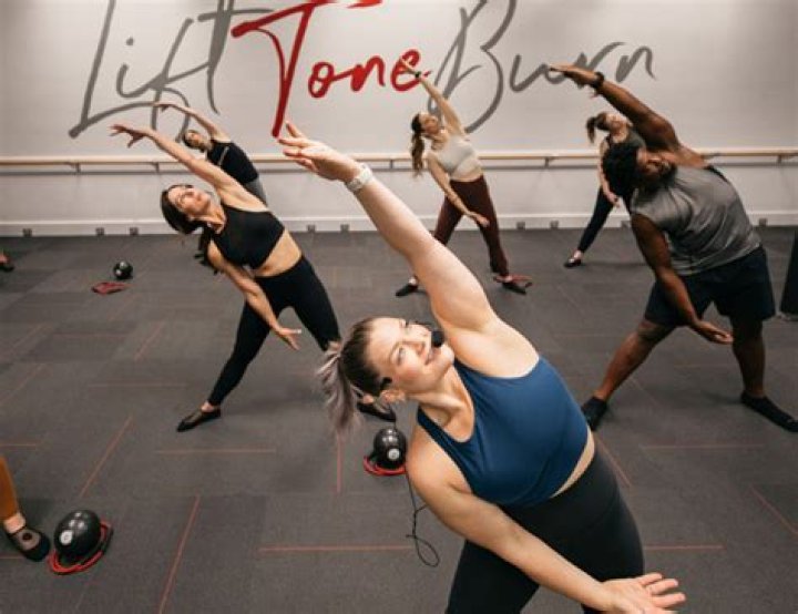 How much do Pure Barre classes cost?