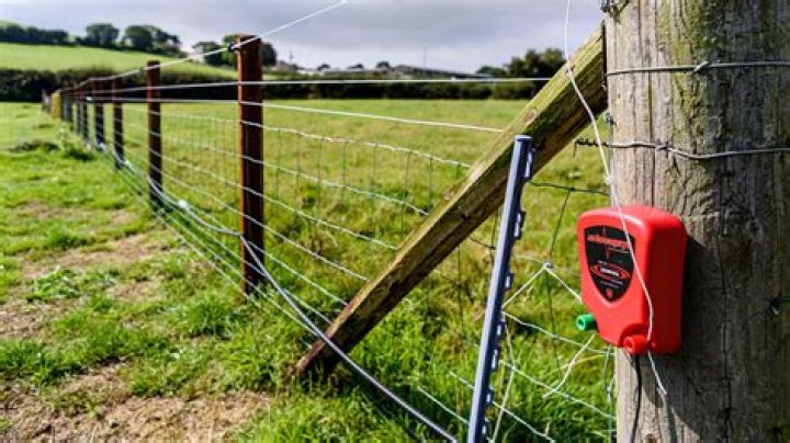How much electricity does an electric gate use?