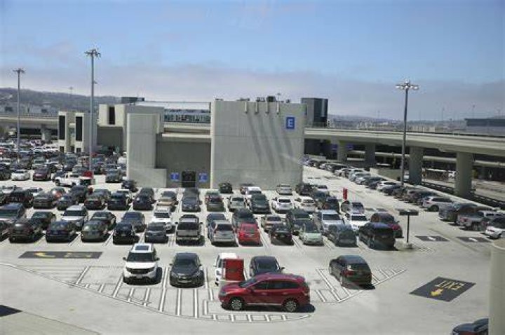 How much is overnight parking SFO?