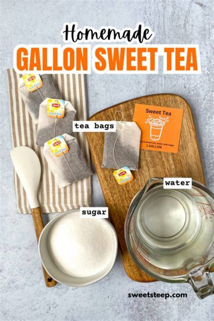 How much sugar is needed for a gallon of tea?