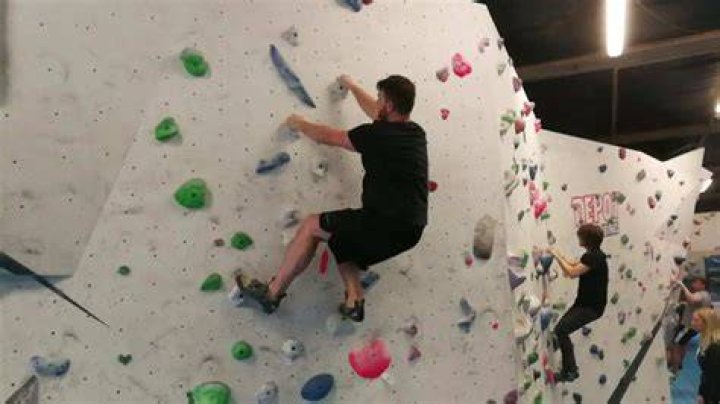 How often should you climb as a beginner?