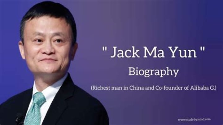 How rich is the owner of Alibaba?