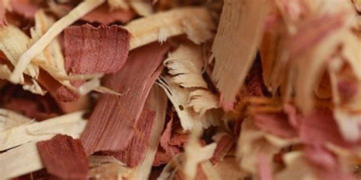 Is Cedarwood good for skin?