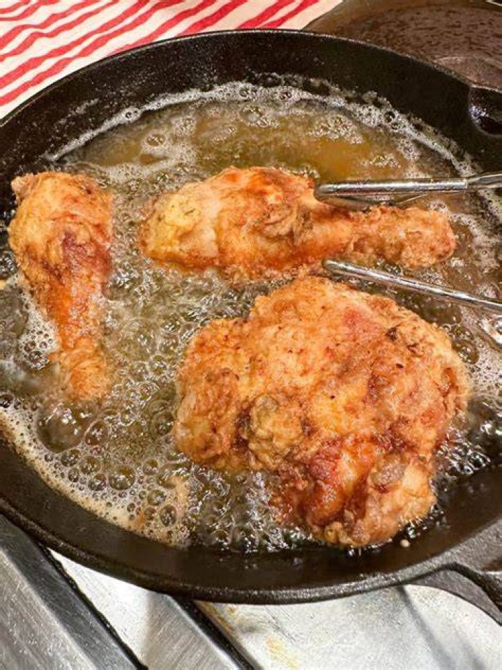 Is coconut oil good for frying chicken?