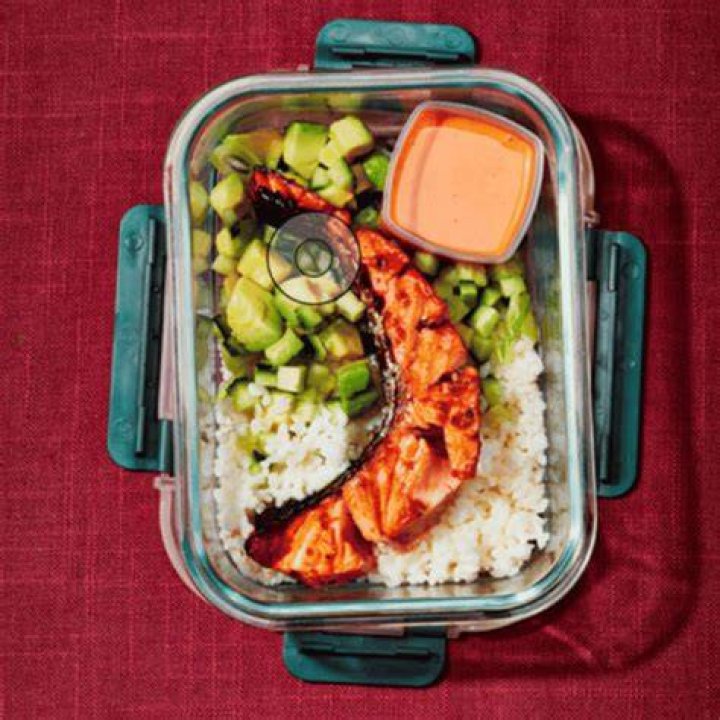 Is it good to skip lunch?