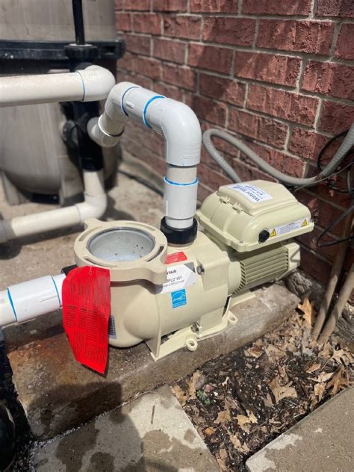 Is it normal for pool pump to be hot?