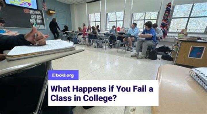 Is it OK to fail one class in college?