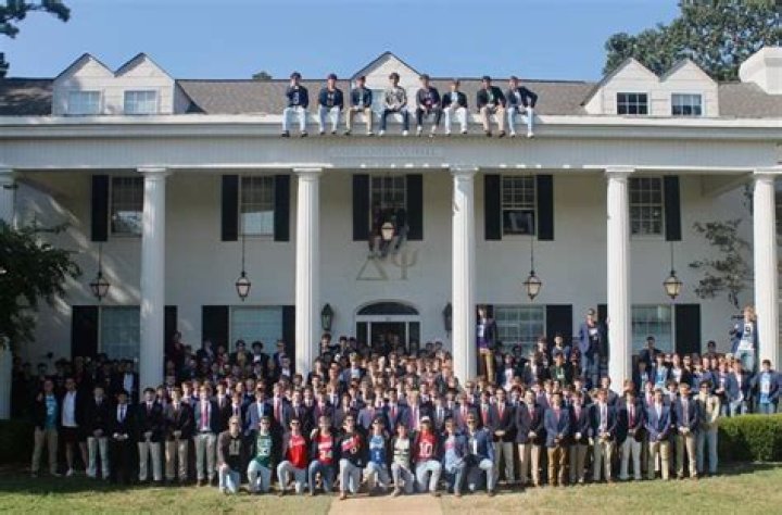 Is Ole Miss a top party school?
