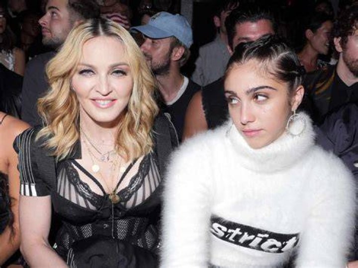 Is singer Lourdes Madonna's daughter?