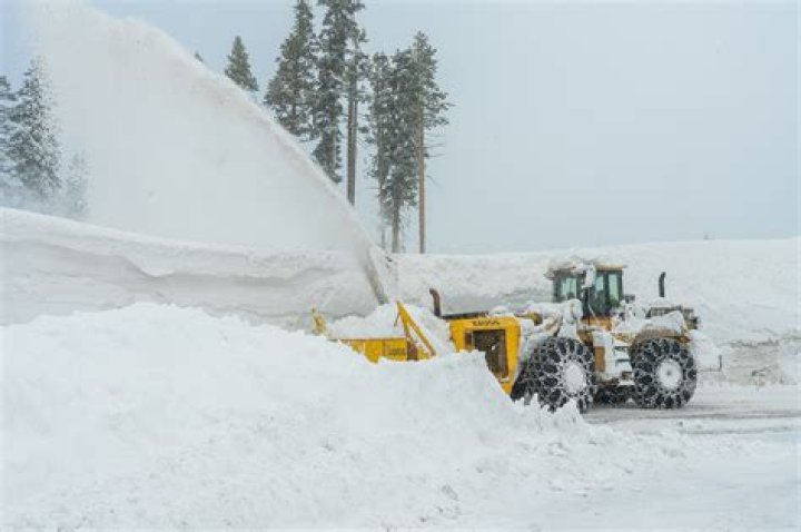 Is there snow on the ground in Tahoe City?