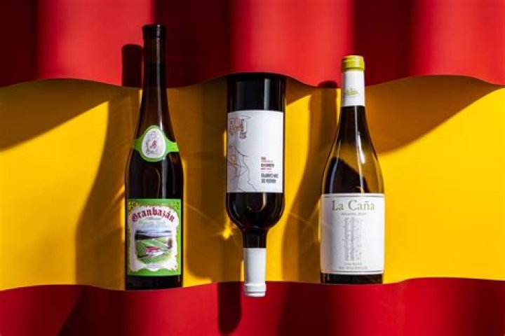 Should Albarino wine be chilled?