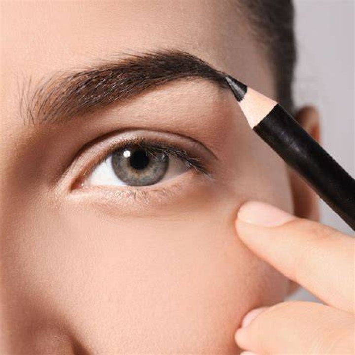 Should you use black eyebrow pencil?
