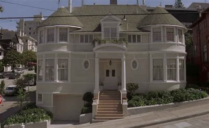 Was Mrs Doubtfire filmed in the house?