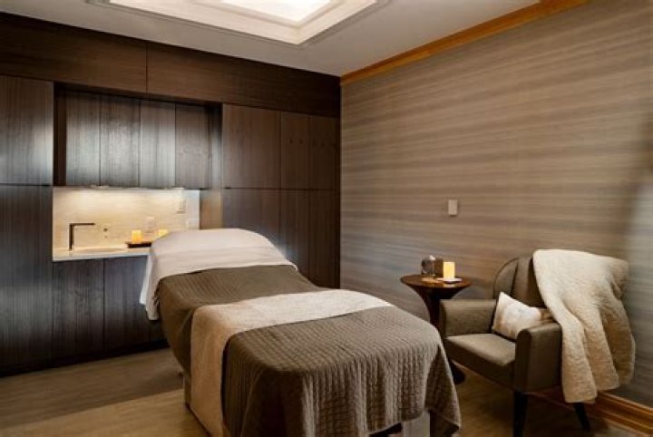 What can I expect at a spa massage?