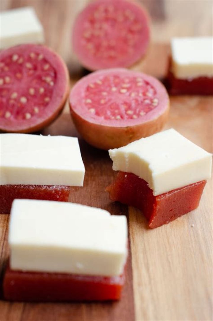 What cheese goes with Chablis?