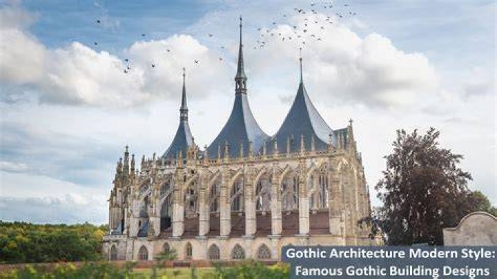 What distinctive characteristics does the gothic style have?