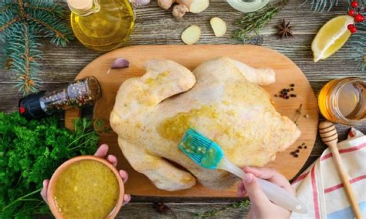 What does fresh turkey smell like?