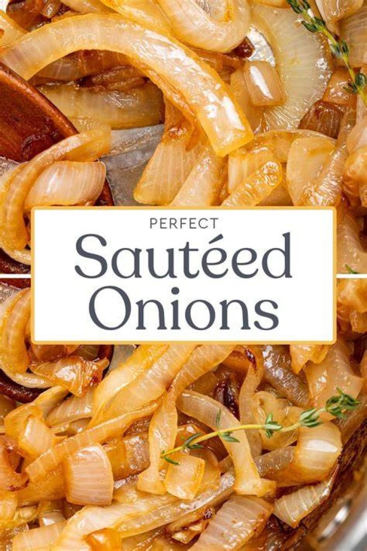 What does it mean to saute onions?