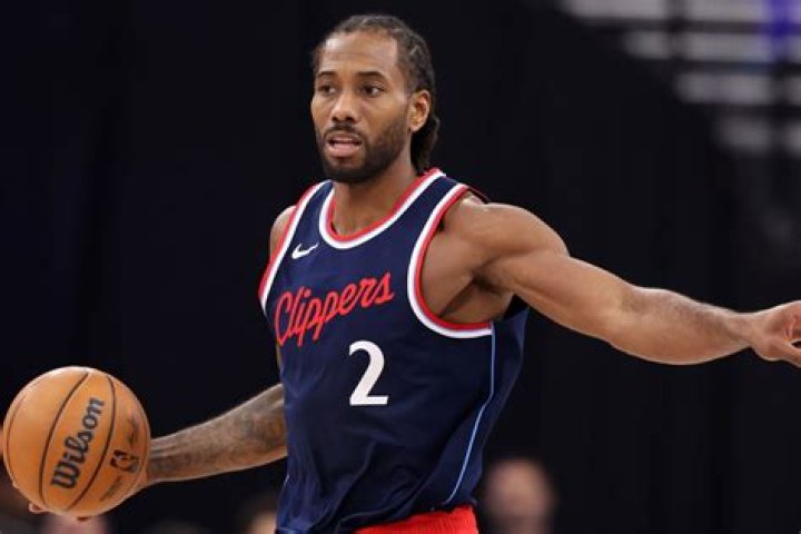 What ethnicity is Kawhi Leonard?
