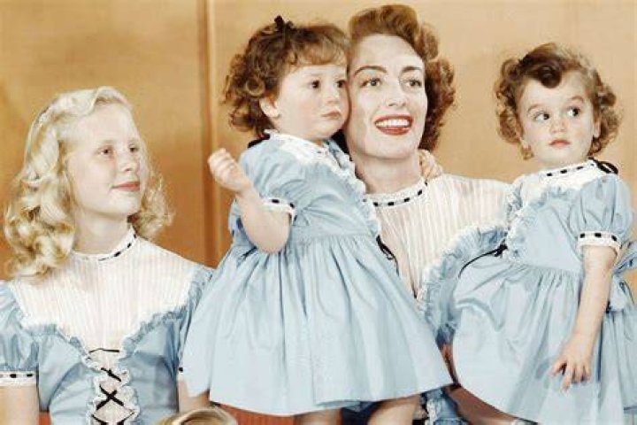 What happened to Joan Crawford's daughter Christina?