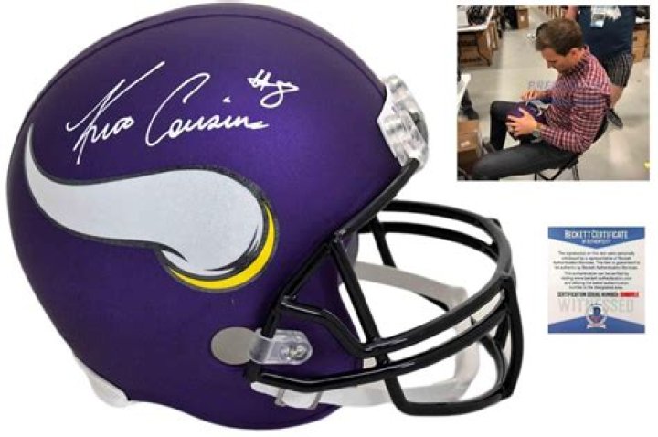 What helmet does Kirk Cousins wear?