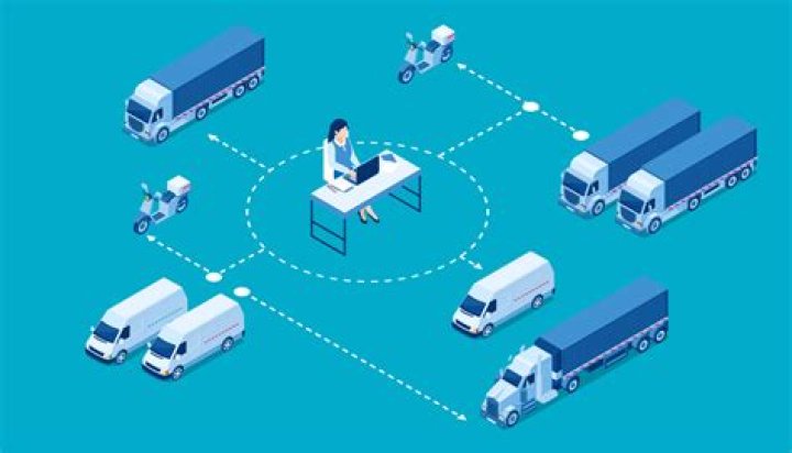 What is a fleet service agent?