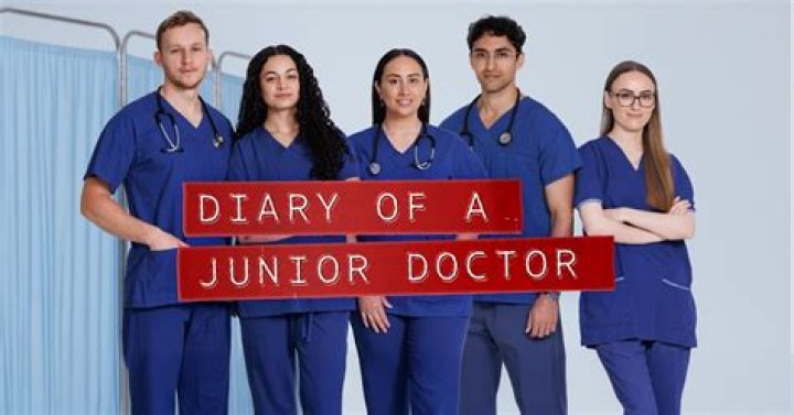 What is a junior doctor called in the US?