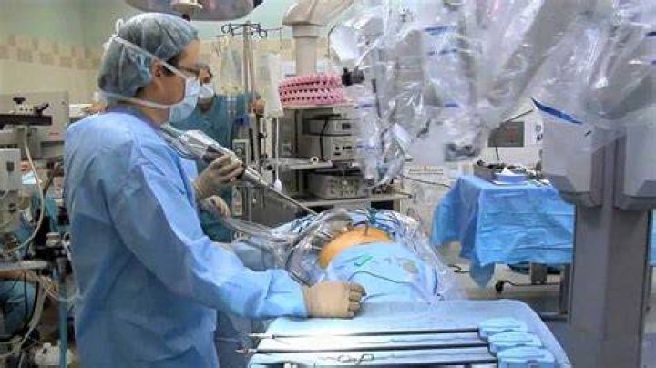 What is a robotic partial nephrectomy?