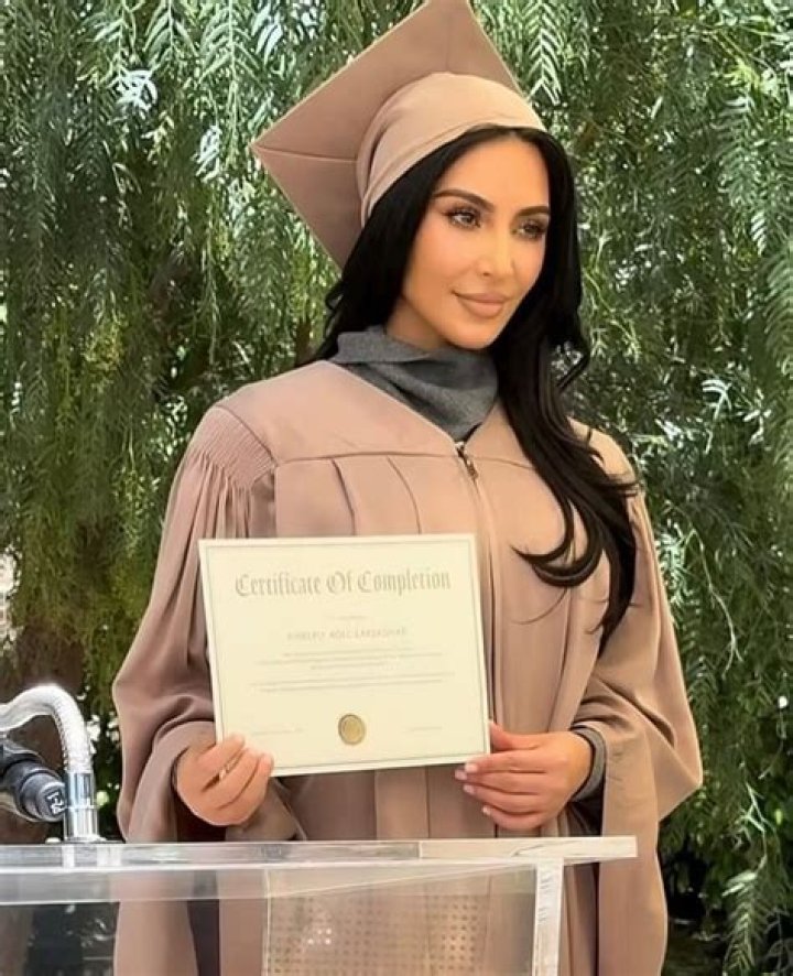 What is Kim Kardashian's degree?