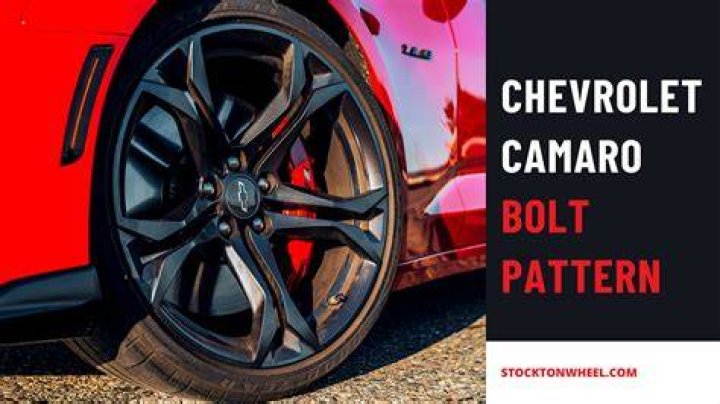 What is the bolt pattern for a 2015 Chrysler 200?