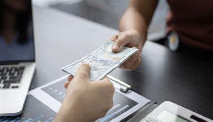 What is the cost of an 0843 number?