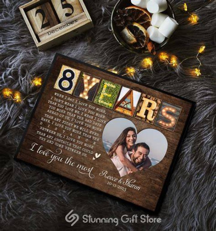 What is the gift for 8 years of marriage?