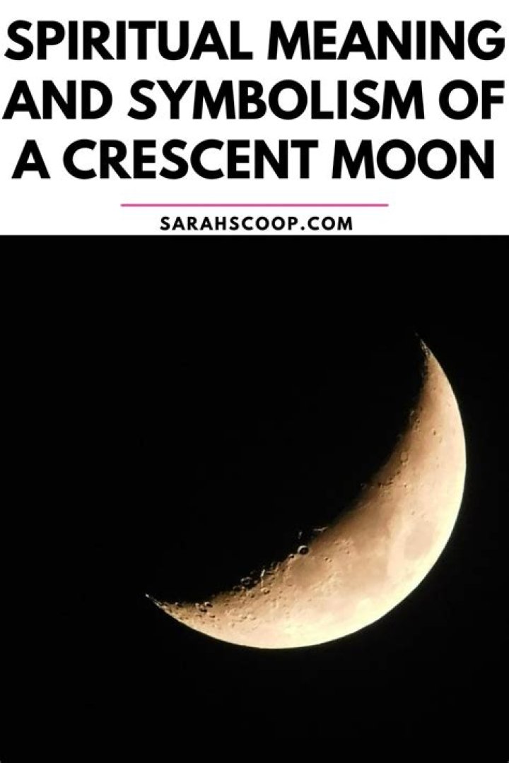 What is the meaning of crescent moon?