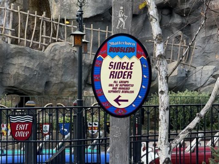 What is the single rider line at Disneyland?