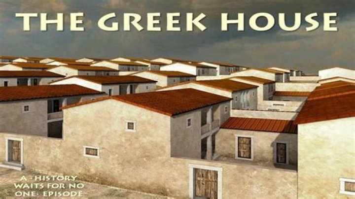 What kind of houses did Spartans live in?