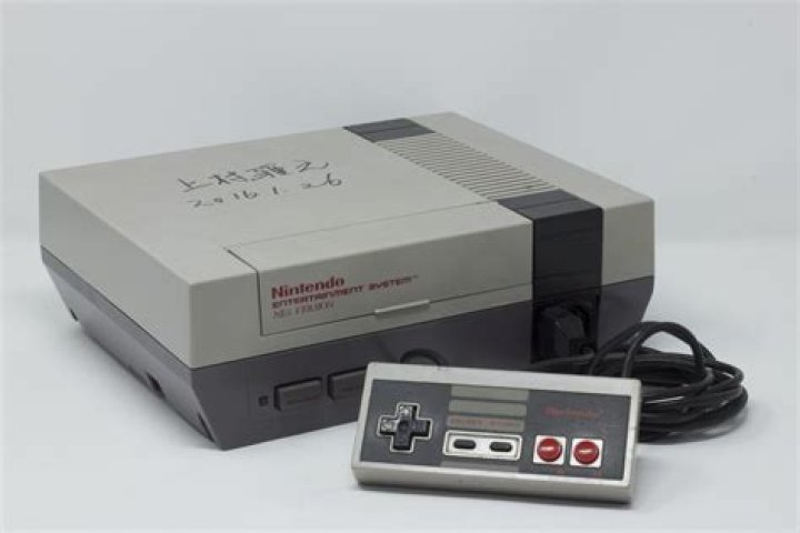 What resolution was the NES?