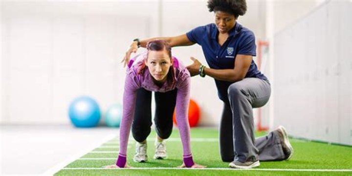 What settings do athletic trainers work in?