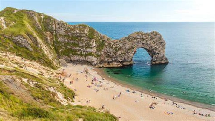 What type of coastline is Dorset?