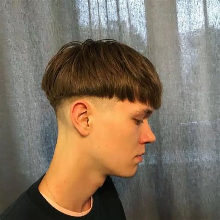 What year were bowl cuts popular?