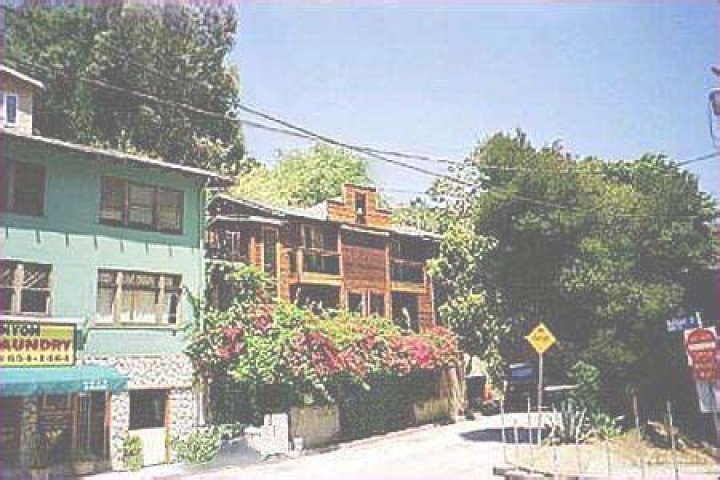 Where did Jim Morrison live in San Francisco?