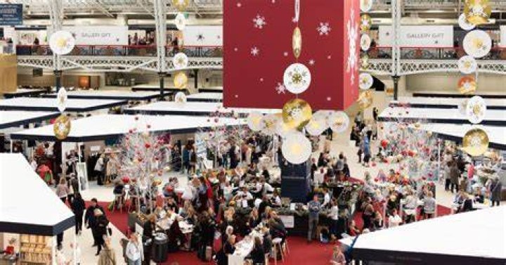 Where does the spirit of Christmas take place?