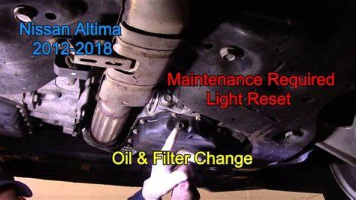 Where is the oil filter on 2006 Nissan Altima?