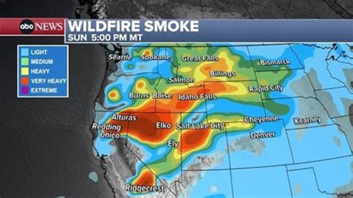 Where is the smoke in the Bay Area coming from?