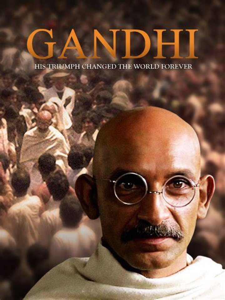 Which actor acted in the title role in the movie Gandhi?