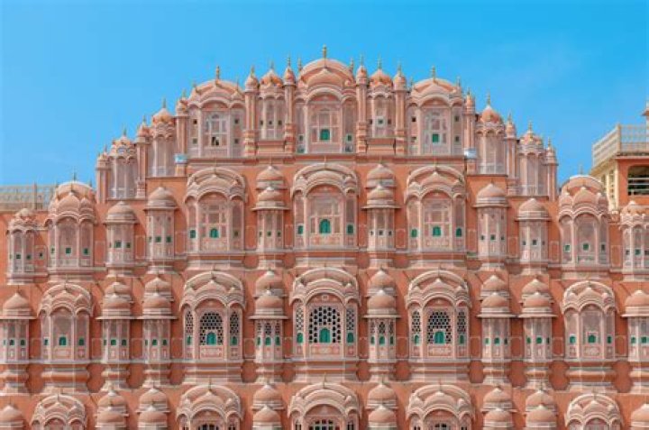 Which city is known as City of Love in India?